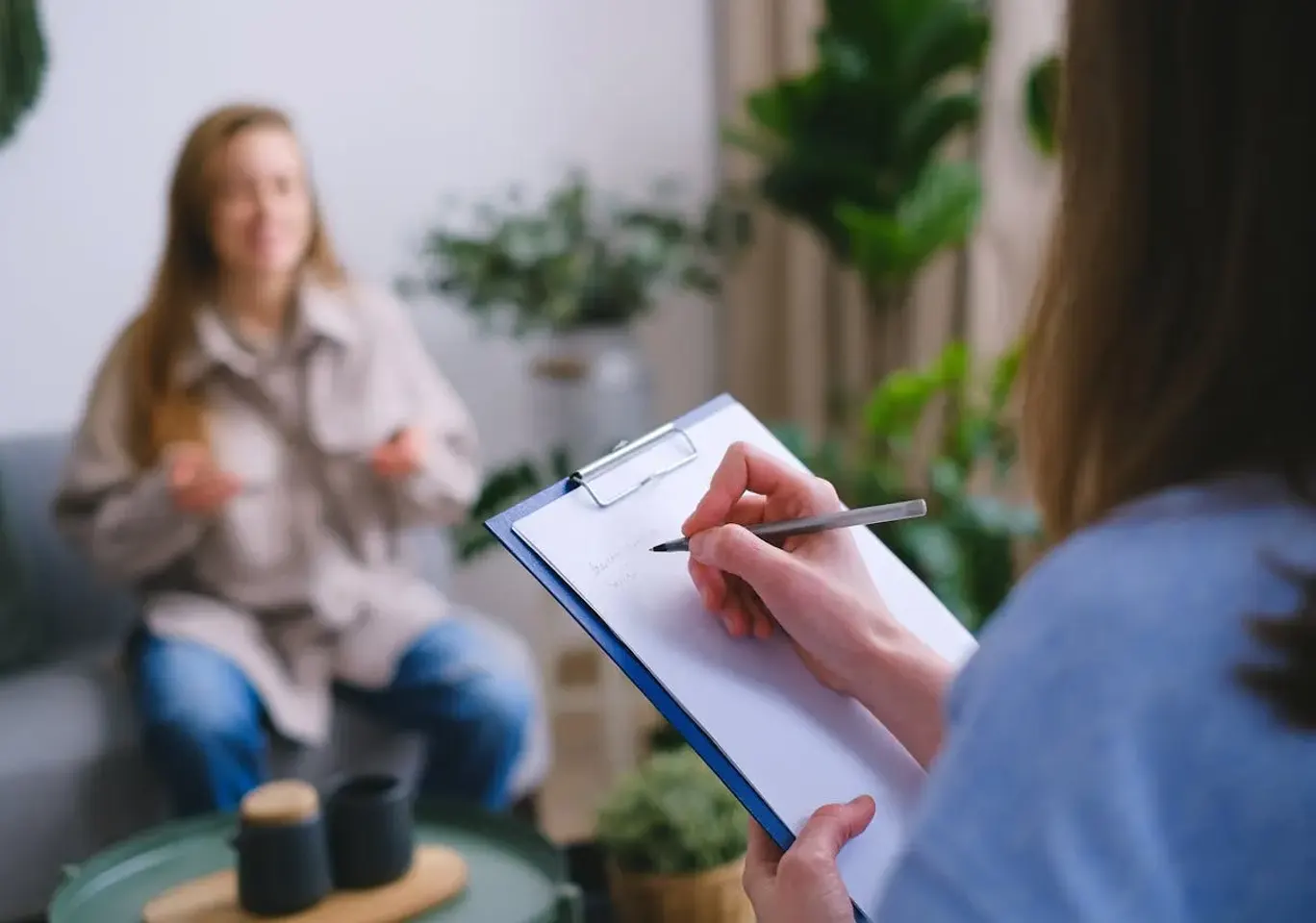 Konsultacja z lekarzem psychiatrą Bydgoszcz: wywiad z pacjentką i notatki specjalisty